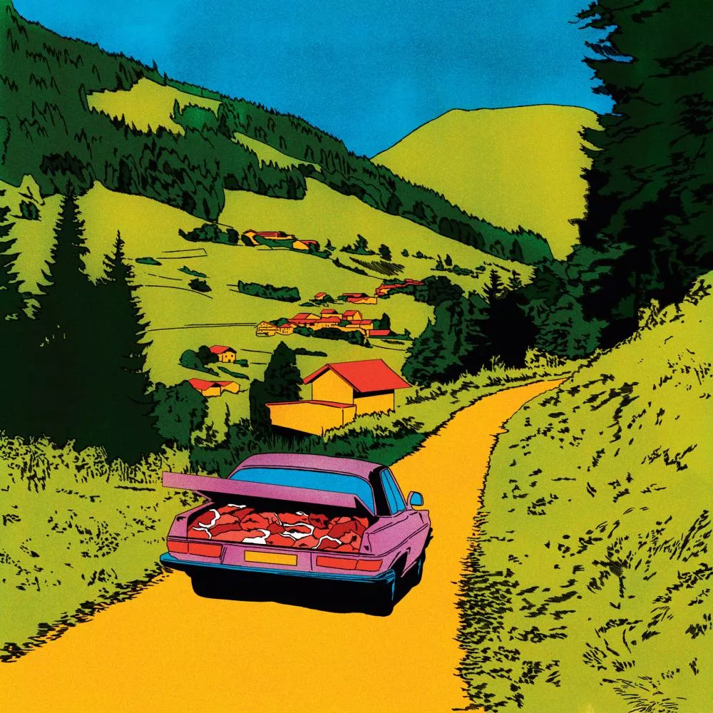 Une voiture rose avec le coffre ouvert, rempli de viande, roule sur un chemin de campagne entouré de collines verdoyantes et de maisons colorées.