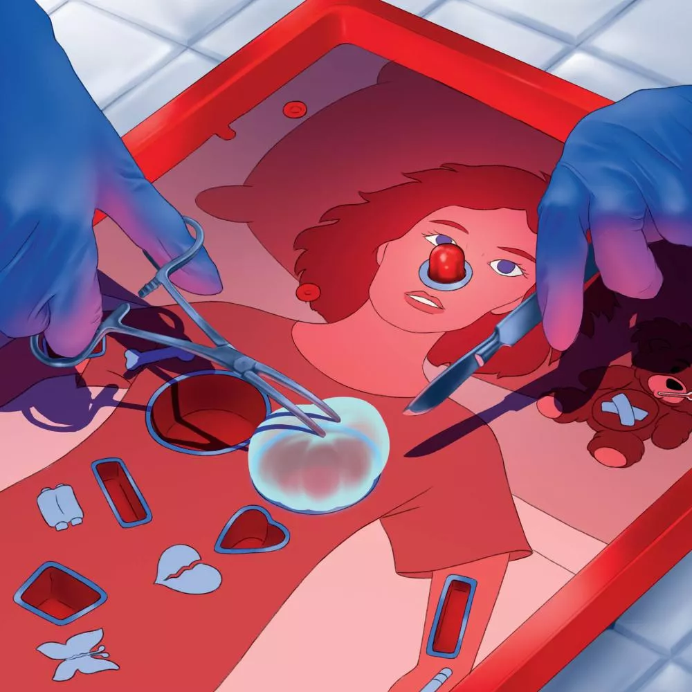 L'image montre un jeu de société inspiré du jeu "Opération", avec une illustration d'une personne allongée, des formes découpées sur le corps, et des mains gantées tenant des instruments chirurgicaux.