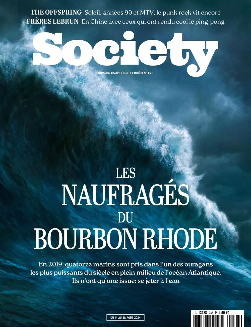 C'est la couverture d'un magazine intitulé "Society" avec une image de vagues déchaînées. Les titres principaux incluent "Les naufragés du Bourbon Rhode" et mentionnent qu'en 2019, quatorze marins ont été pris dans un ouragan puissant au milieu de l'océan Atlantique. D'autres articles mentionnés portent sur The Offspring et les frères Lebrun.